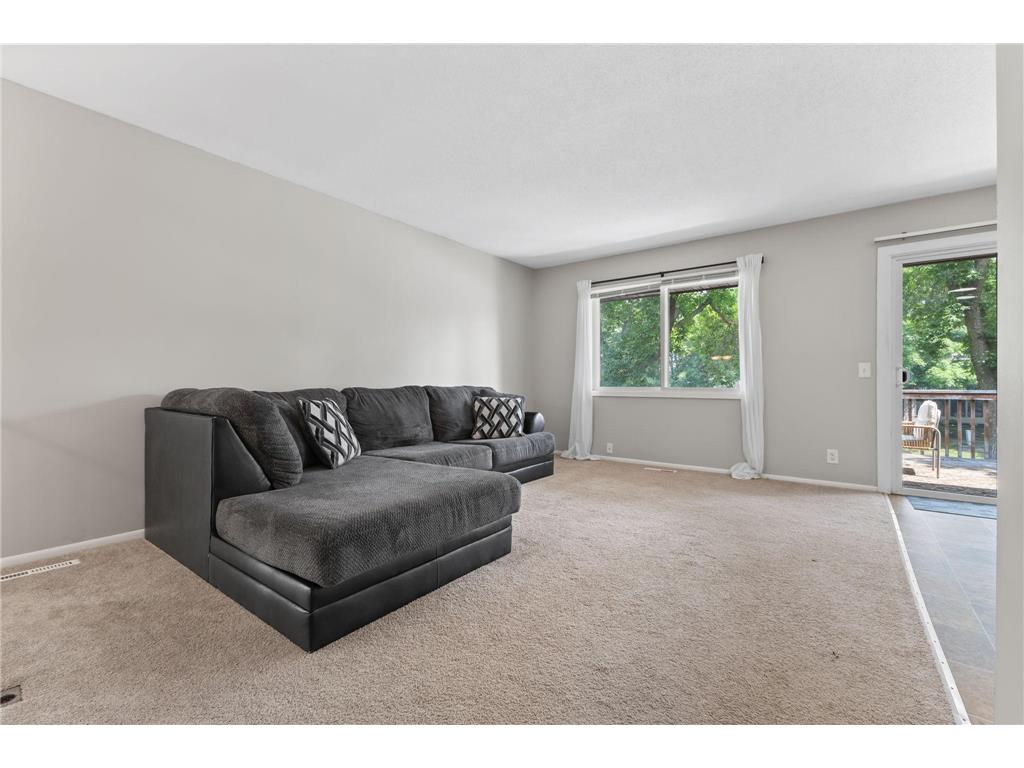 10724 Cavell Road Bloomington MN 55438 7109484 image3