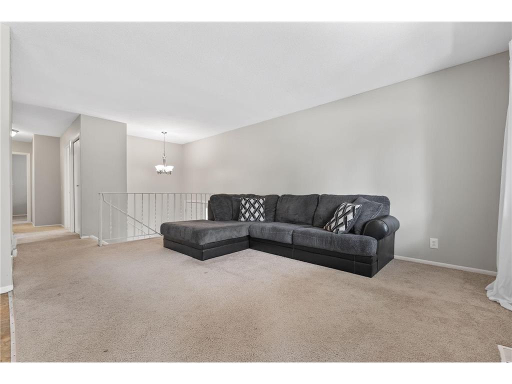 10724 Cavell Road Bloomington MN 55438 7109484 image4
