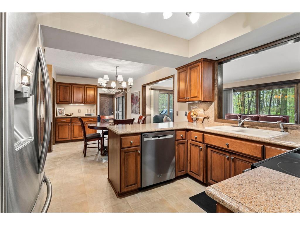 10725 34th Avenue N Plymouth MN 55441 7066376 image4