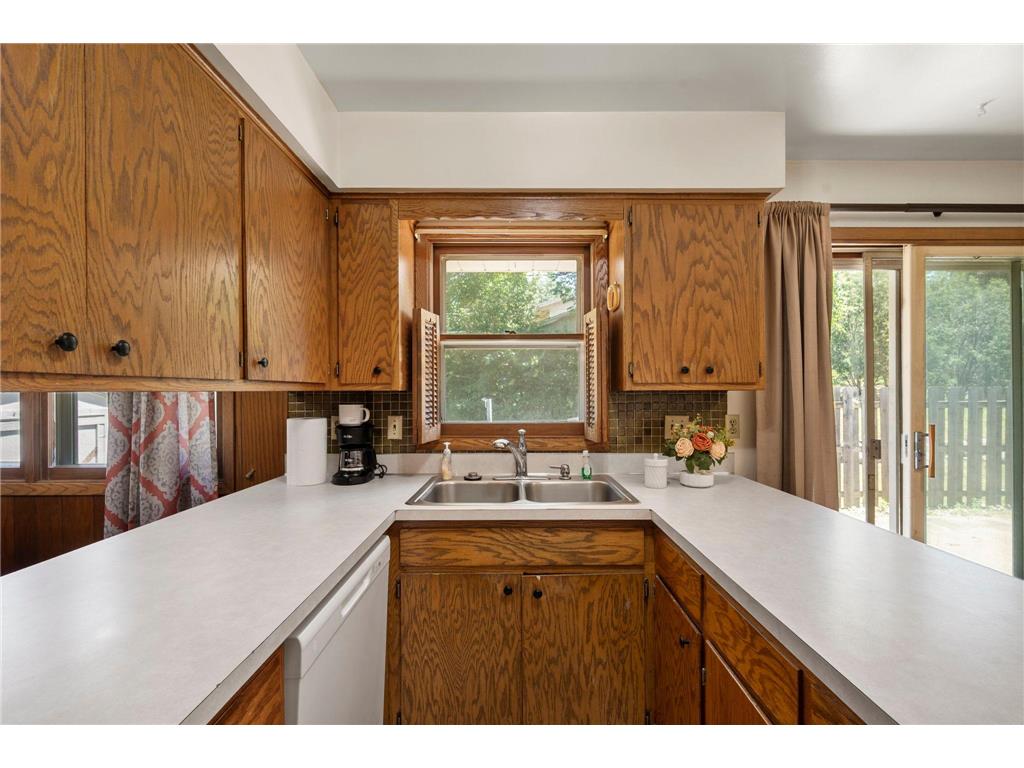 10725 Rich Avenue S Bloomington MN 55437 7107472 image8