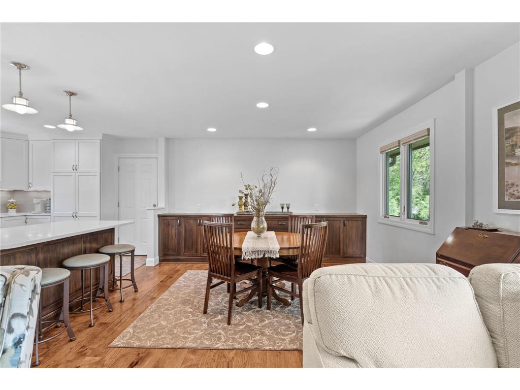 10725 Woodwatch Circle Eden Prairie MN 55347 7069509 image10