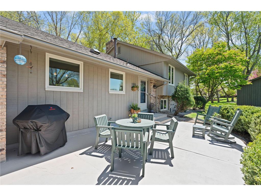 10725 Woodwatch Circle Eden Prairie MN 55347 7069509 image2