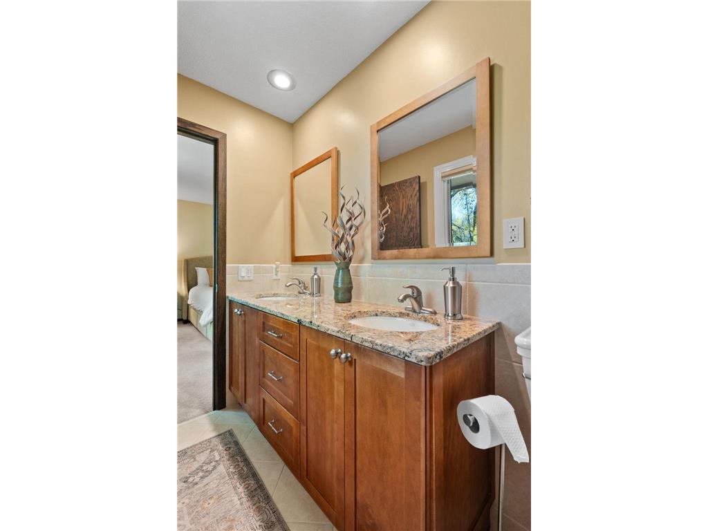 10725 Woodwatch Circle Eden Prairie MN 55347 7069509 image23