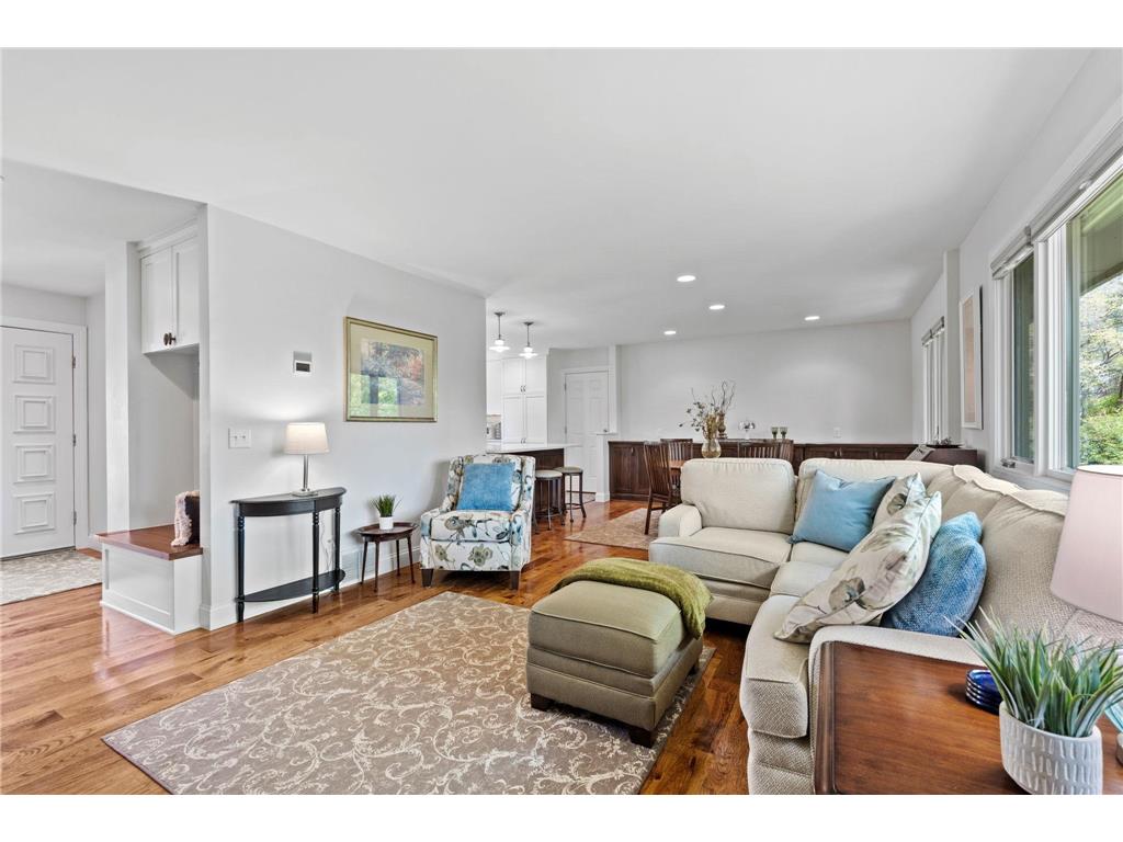 10725 Woodwatch Circle Eden Prairie MN 55347 7069509 image6