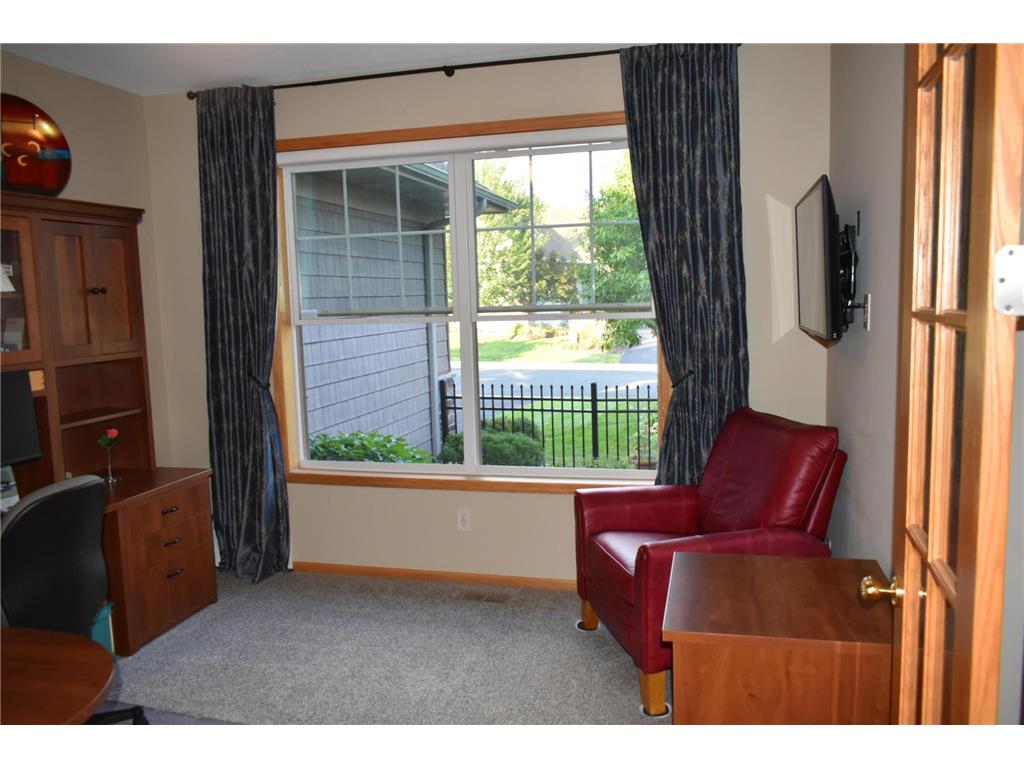 10726 Lyndale Bluffs Trail Bloomington MN 55420 7039360 image27
