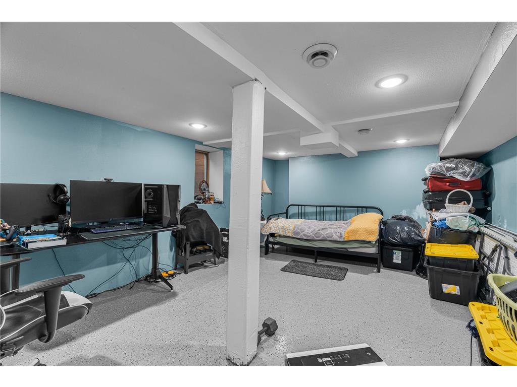 10727 Braewood Circle Bloomington MN 55437 7009466 image53