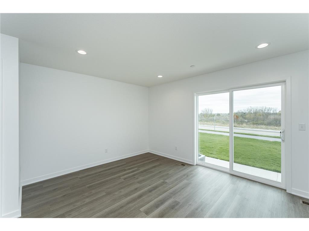 1073 Century Village Lane NE Rochester MN 55906 6807815 image11