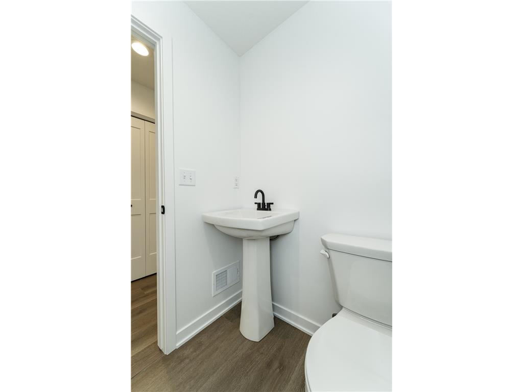 1073 Century Village Lane NE Rochester MN 55906 6807815 image12