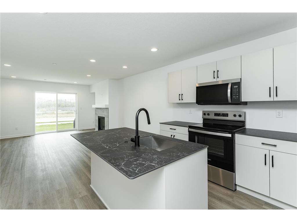 1073 Century Village Lane NE Rochester MN 55906 6807815 image9