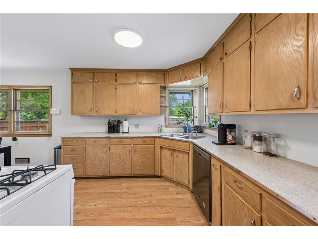 1073 Eleanor Avenue Saint Paul MN 55116 7017808 image11