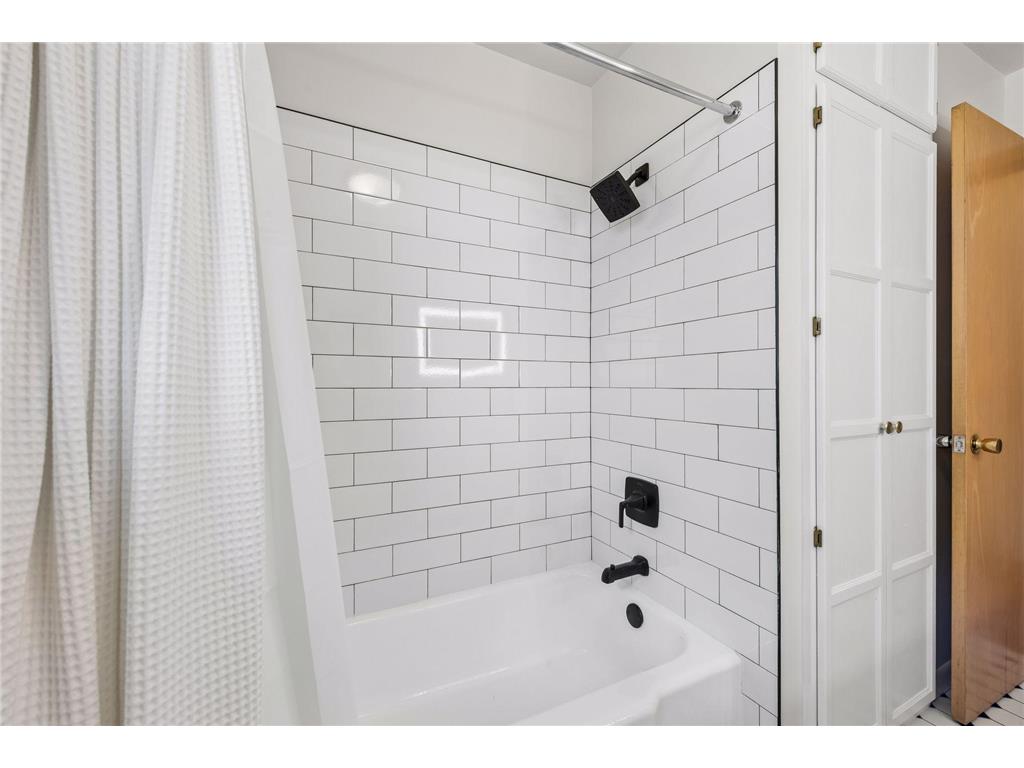 1073 Eleanor Avenue Saint Paul MN 55116 7017808 image19