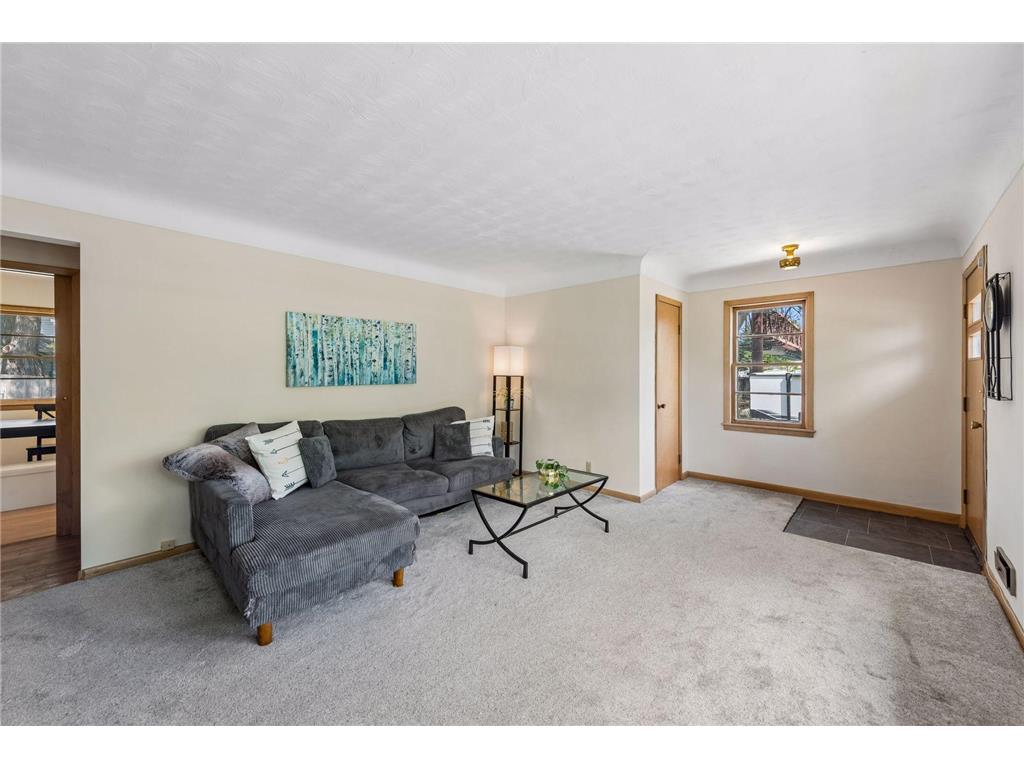 1073 Eleanor Avenue Saint Paul MN 55116 7017808 image4