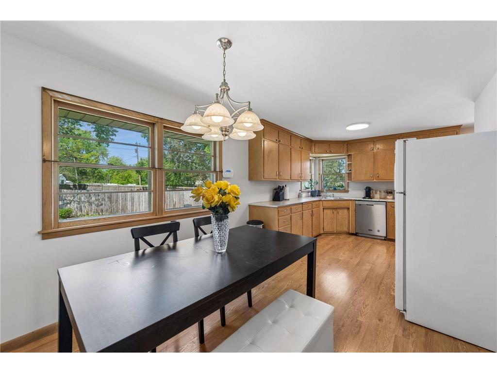 1073 Eleanor Avenue Saint Paul MN 55116 7017808 image6
