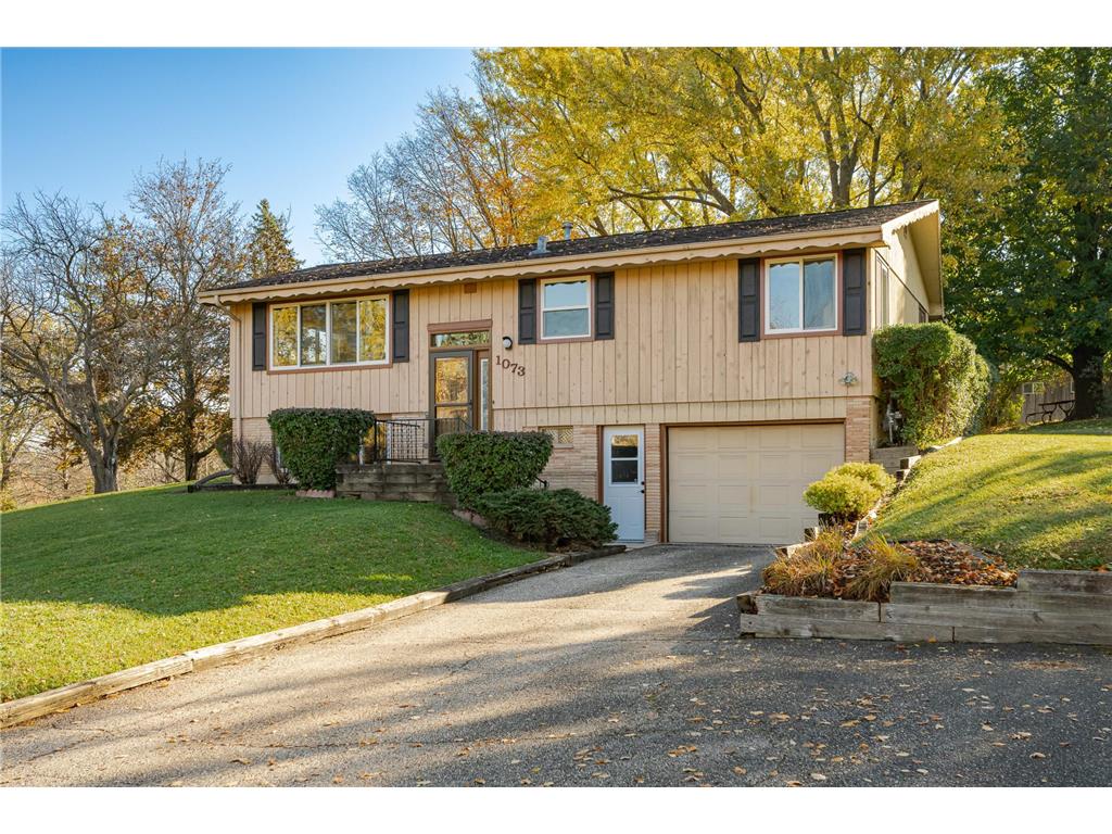 1073 Forest Hills Drive SW Rochester MN 55902 6810623 image1