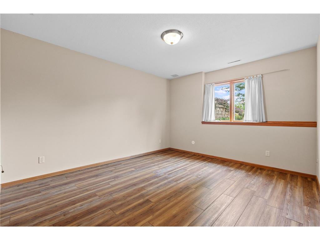 1073 Harvest Way Lake City MN 55041 6716364 image26