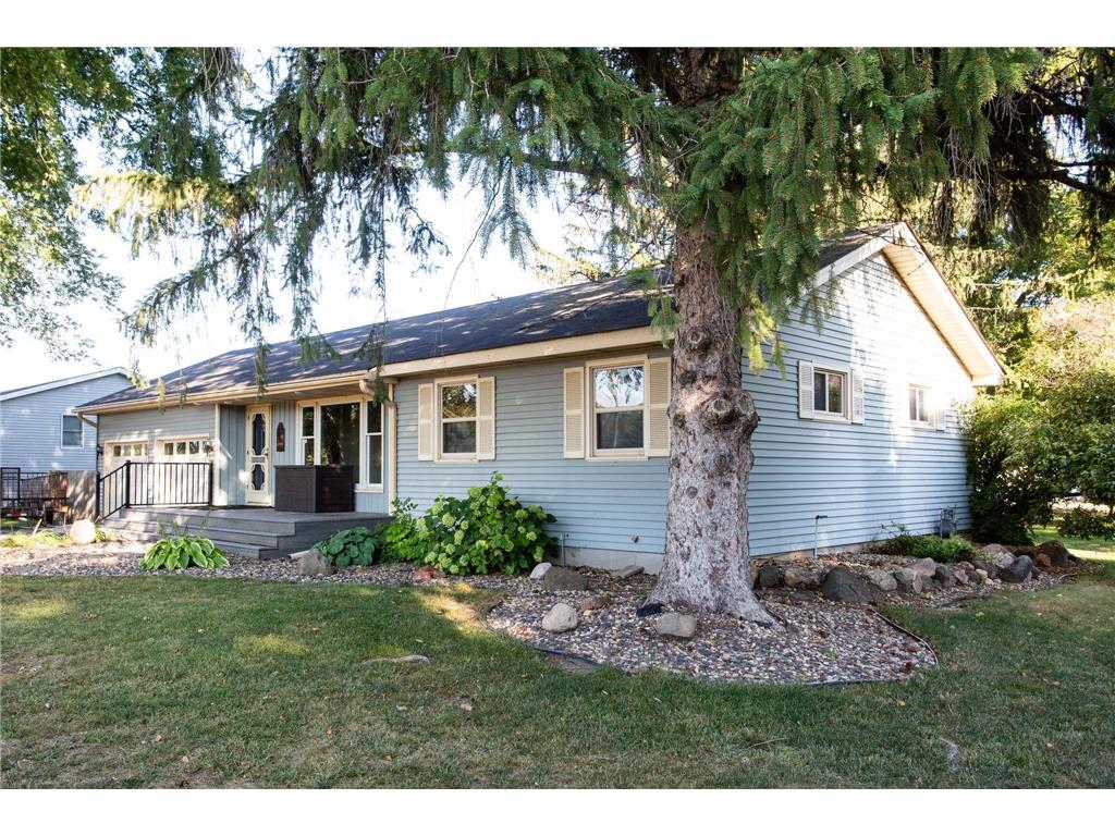 1073 Powell Avenue River Falls WI 54022 6435701 image1