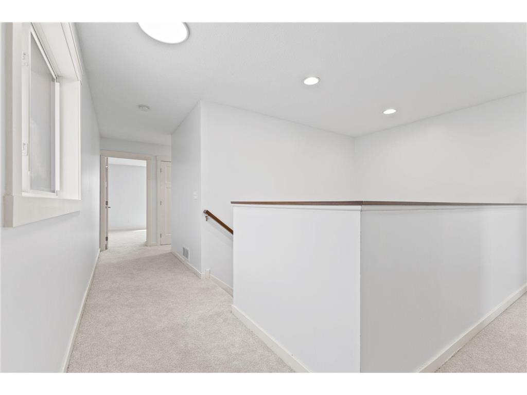 10730 Knollwood Lane Woodbury MN 55129 7110036 image26