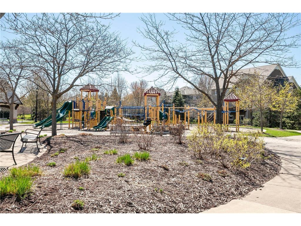 10732 Falling Water Lane #A Woodbury MN 55129 7056960 image23