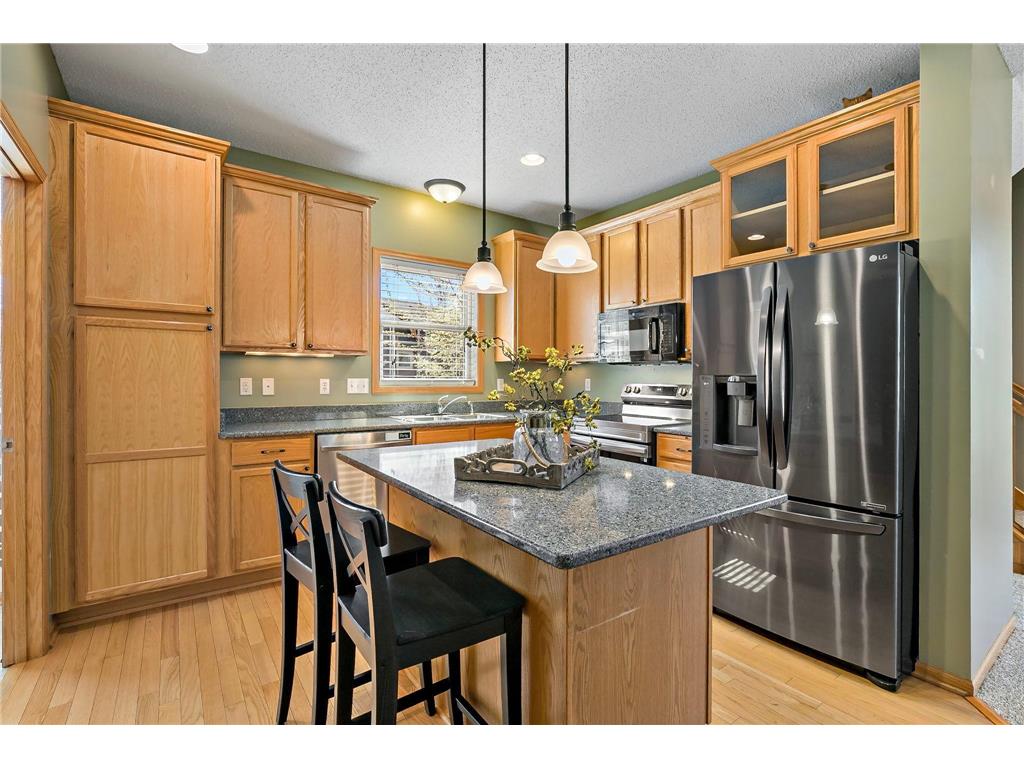 10732 Falling Water Lane #A Woodbury MN 55129 7056960 image6