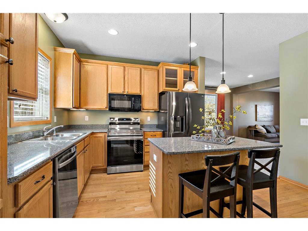 10732 Falling Water Lane #A Woodbury MN 55129 7056960 image7