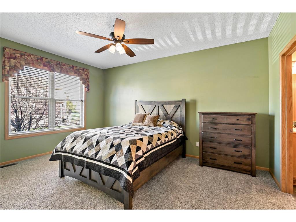 10732 Falling Water Lane #A Woodbury MN 55129 7056960 image9