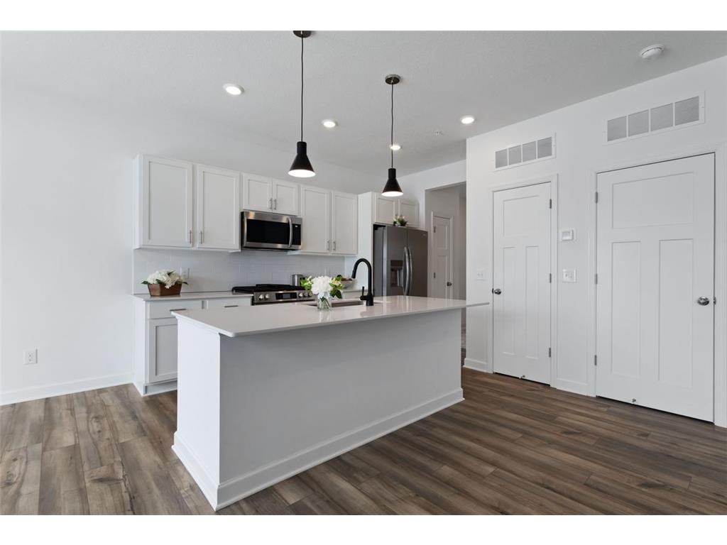 10734 Wiles Way Woodbury MN 55129 7037054 image3