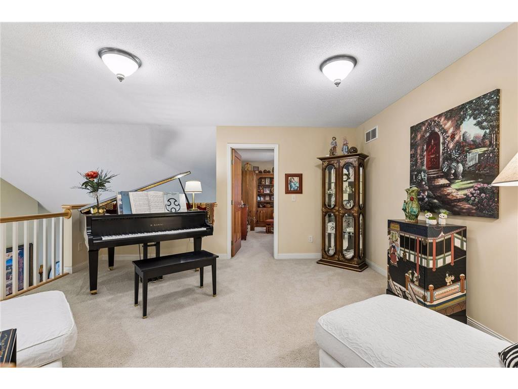 10736 Toledo Lane N Brooklyn Park MN 55443 7060444 image34