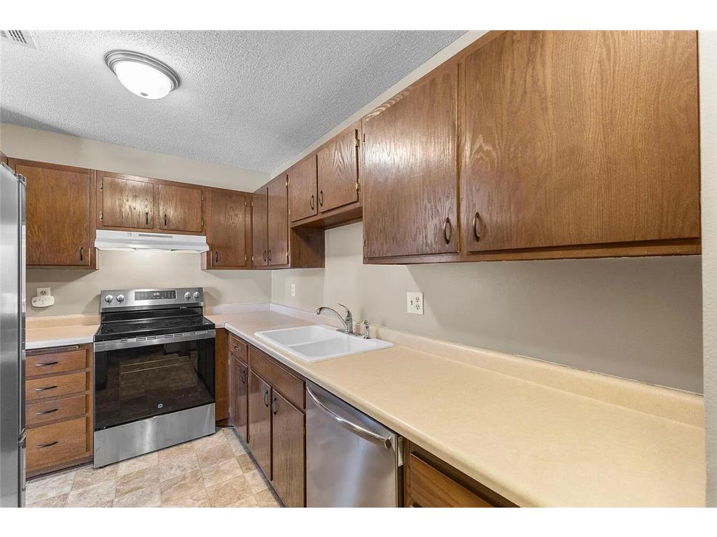 1074 Carmel Court Shoreview MN 55126 7077909 image19