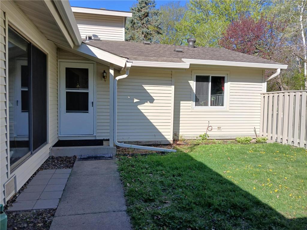 1074 Carmel Court Shoreview MN 55126 7077909 image3