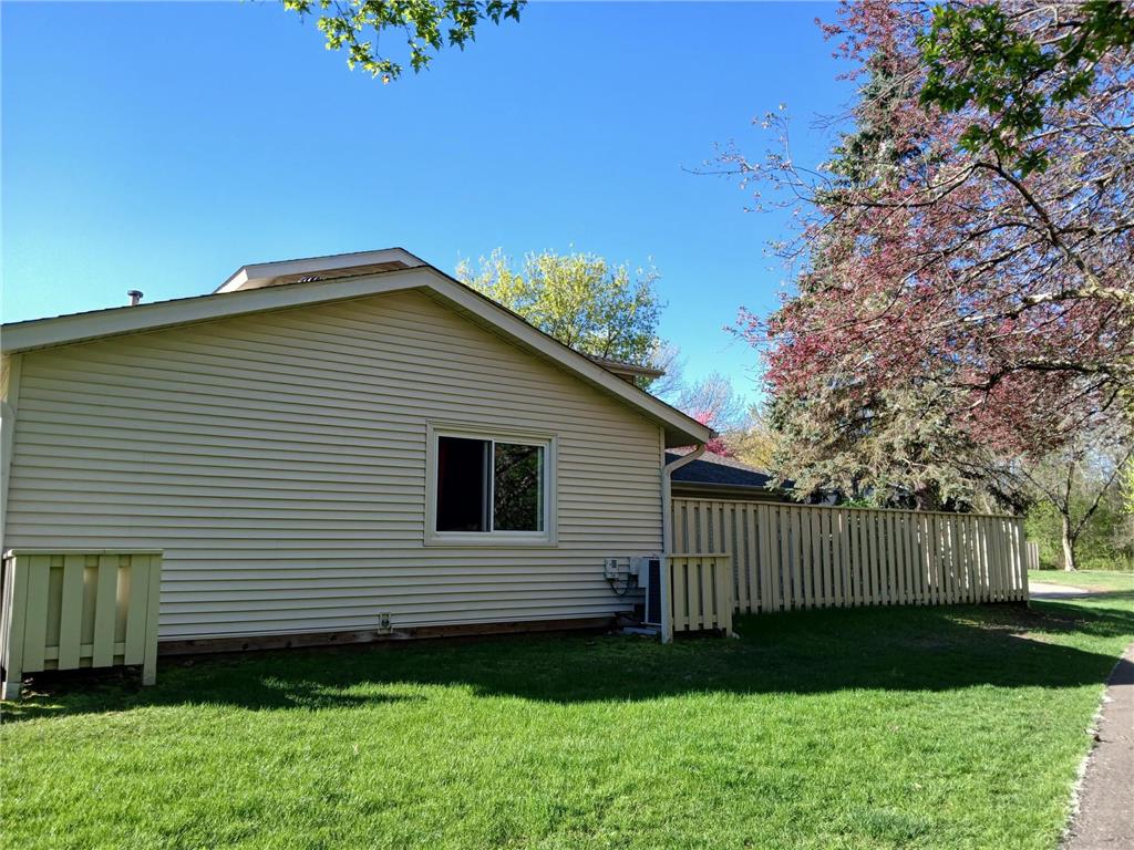 1074 Carmel Court Shoreview MN 55126 7077909 image6