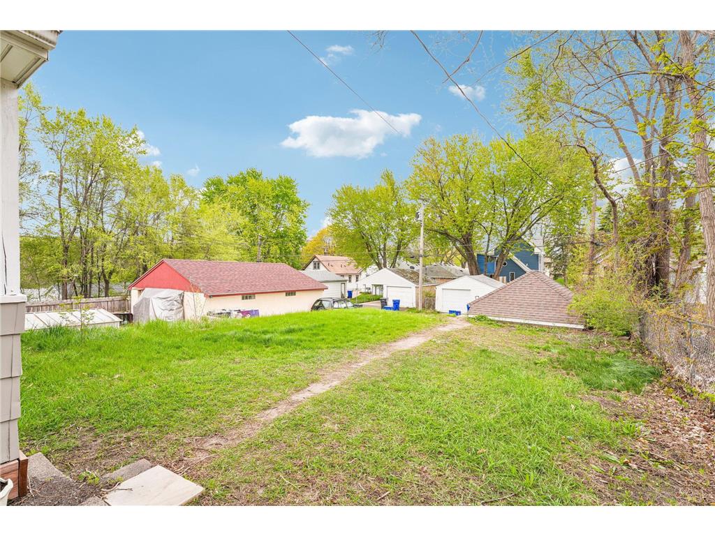 1074 Euclid Street Saint Paul MN 55106 7071715 image31