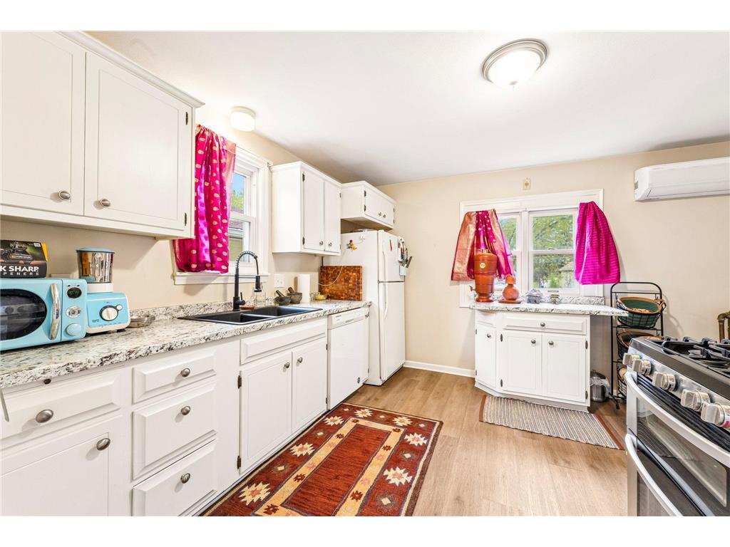 1074 Euclid Street Saint Paul MN 55106 7071715 image9