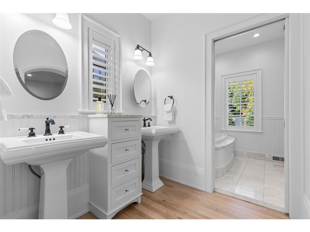 1074 Wildhurst Trail Orono MN 55364 - Lake Minnetonka 6791566 image21