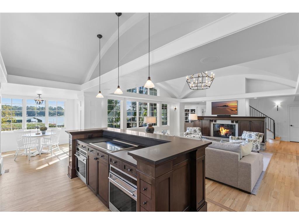 1074 Wildhurst Trail Orono MN 55364 - Lake Minnetonka 7041700 image11