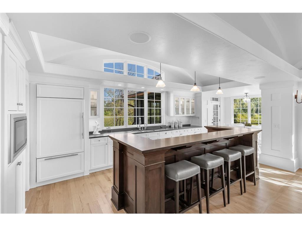 1074 Wildhurst Trail Orono MN 55364 - Lake Minnetonka 7041700 image9