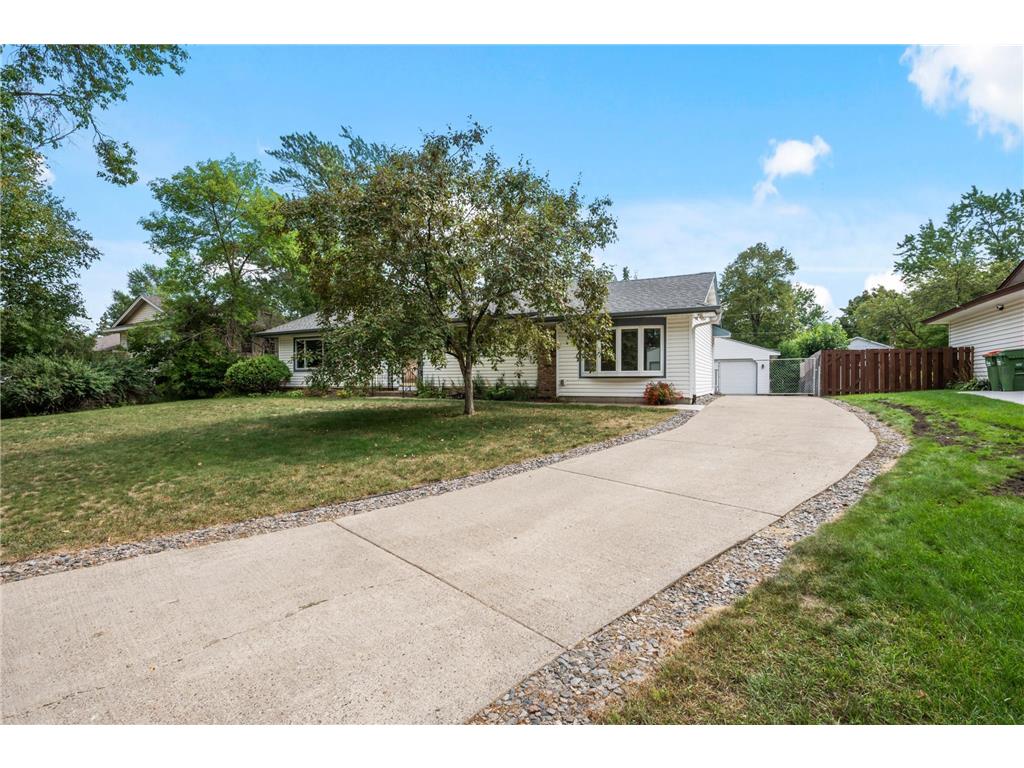 10740 Riverview Place NW, Coon Rapids, MN, 55433 MLS 6427448 Edina