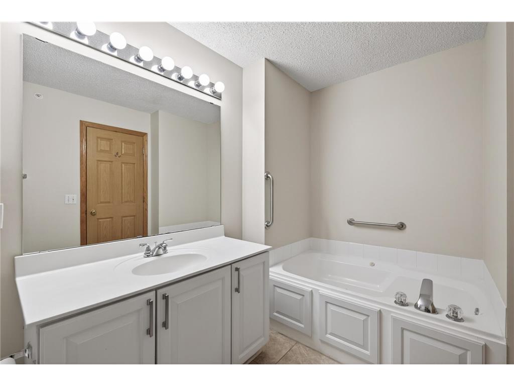 10740 Tamarack Street NW Coon Rapids MN 55433 7052653 image23