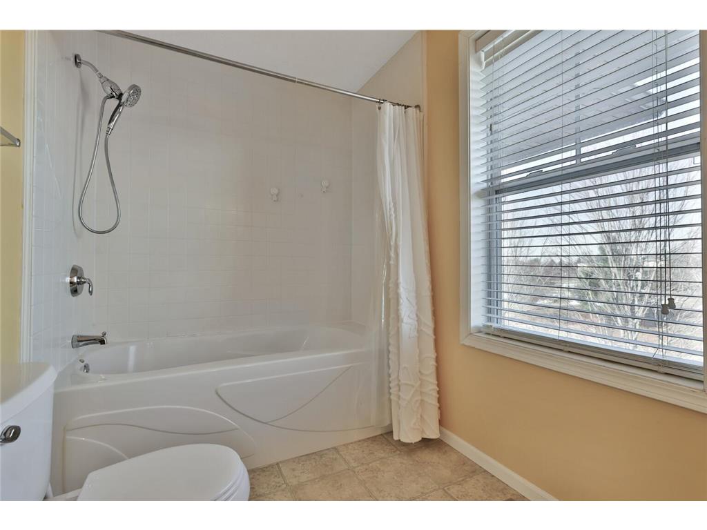 10740 Town Square Drive NE #G Blaine MN 55449 7023097 image28