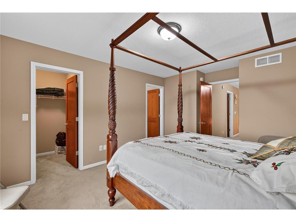 10741 Hawthorn Trail Woodbury MN 55129 7077875 image14