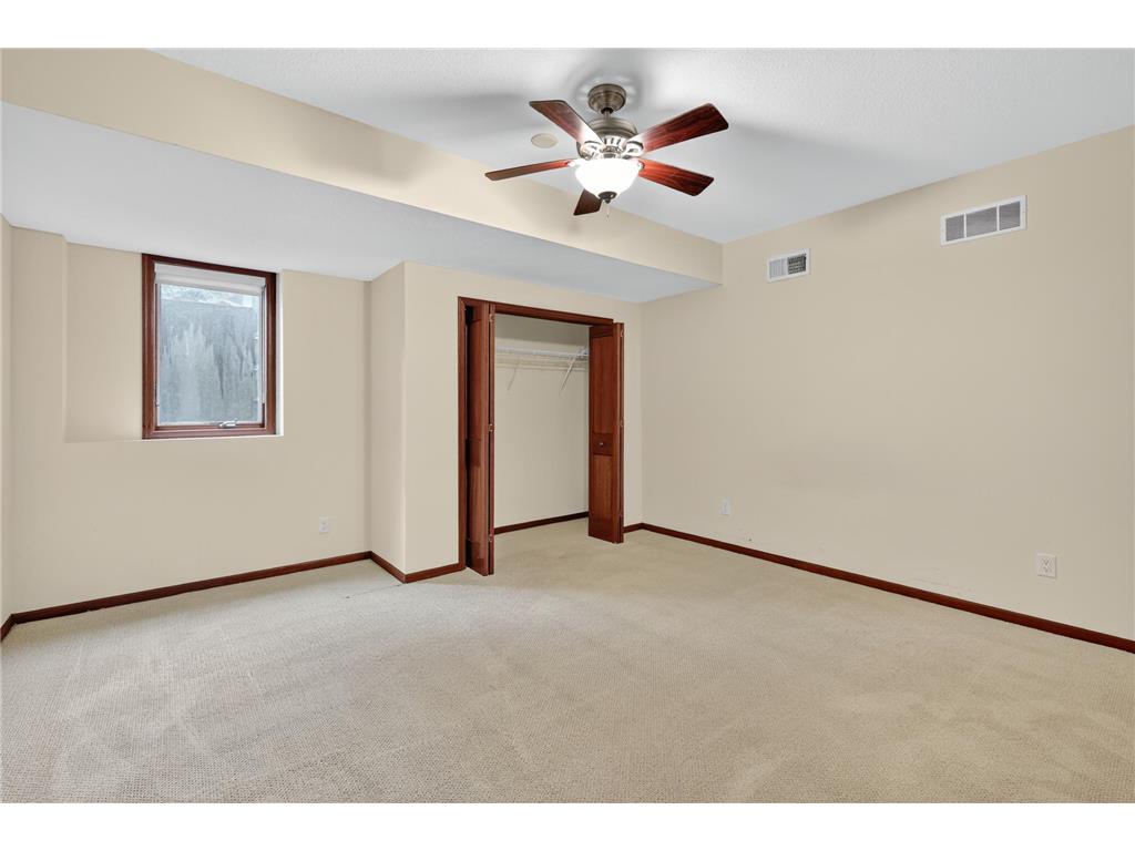 10741 Hawthorn Trail Woodbury MN 55129 7077875 image16