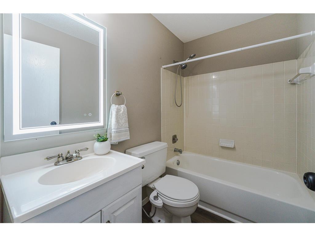 10742 Toledo Court Bloomington MN 55437 7052499 image16