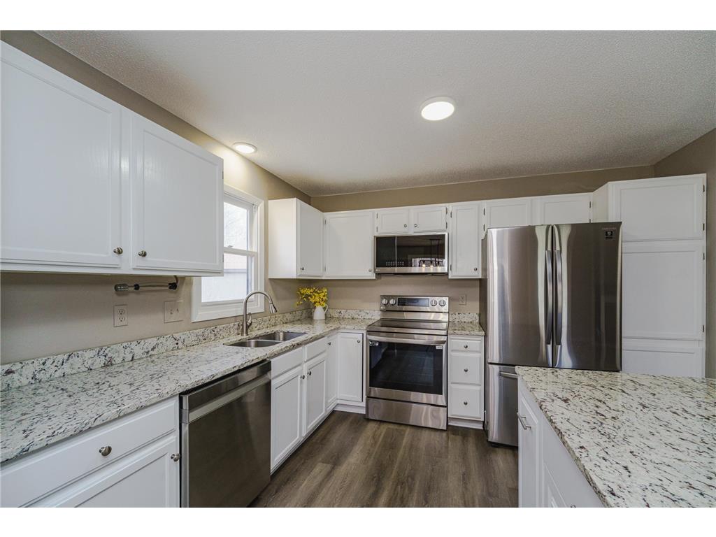 10742 Toledo Court Bloomington MN 55437 7052499 image3