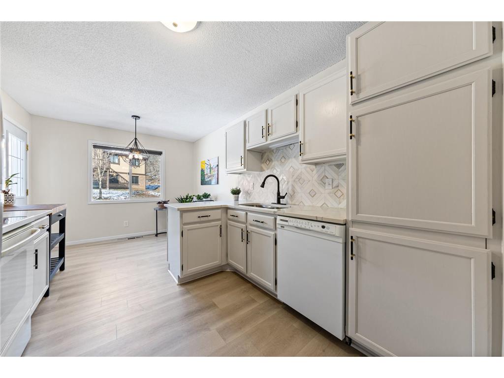 10746 Toledo Court Bloomington MN 55437 7027907 image13
