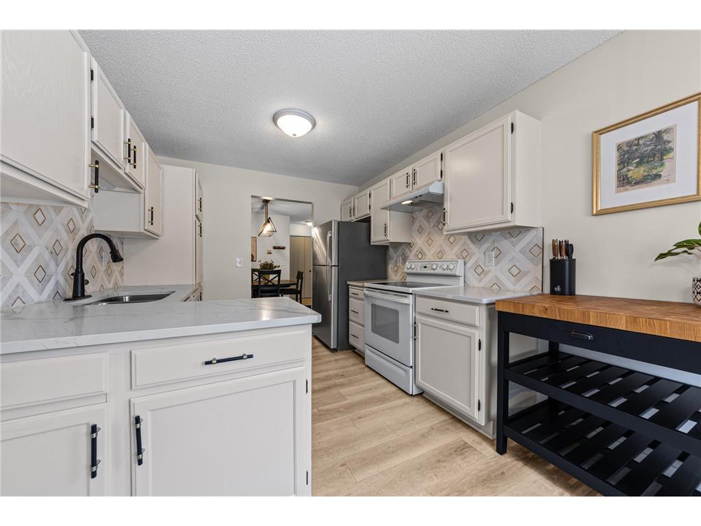 10746 Toledo Court Bloomington MN 55437 7027907 image16
