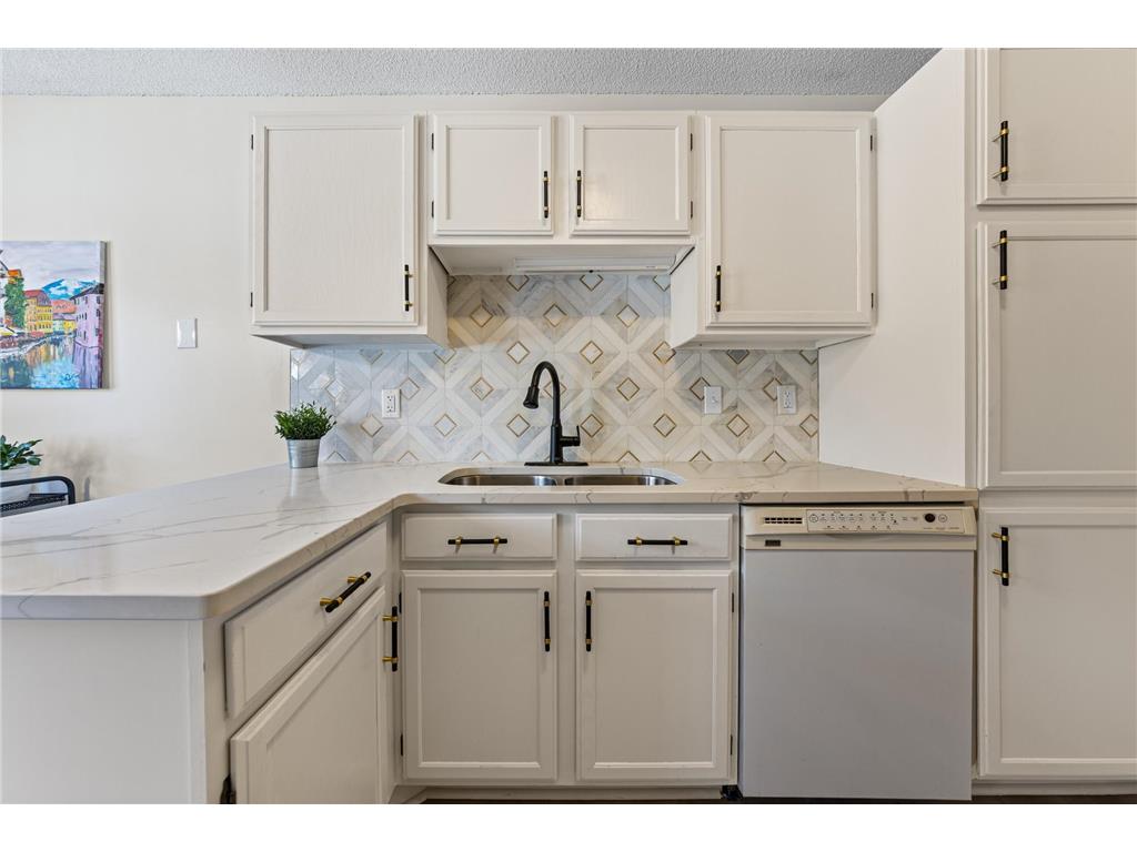 10746 Toledo Court Bloomington MN 55437 7027907 image17