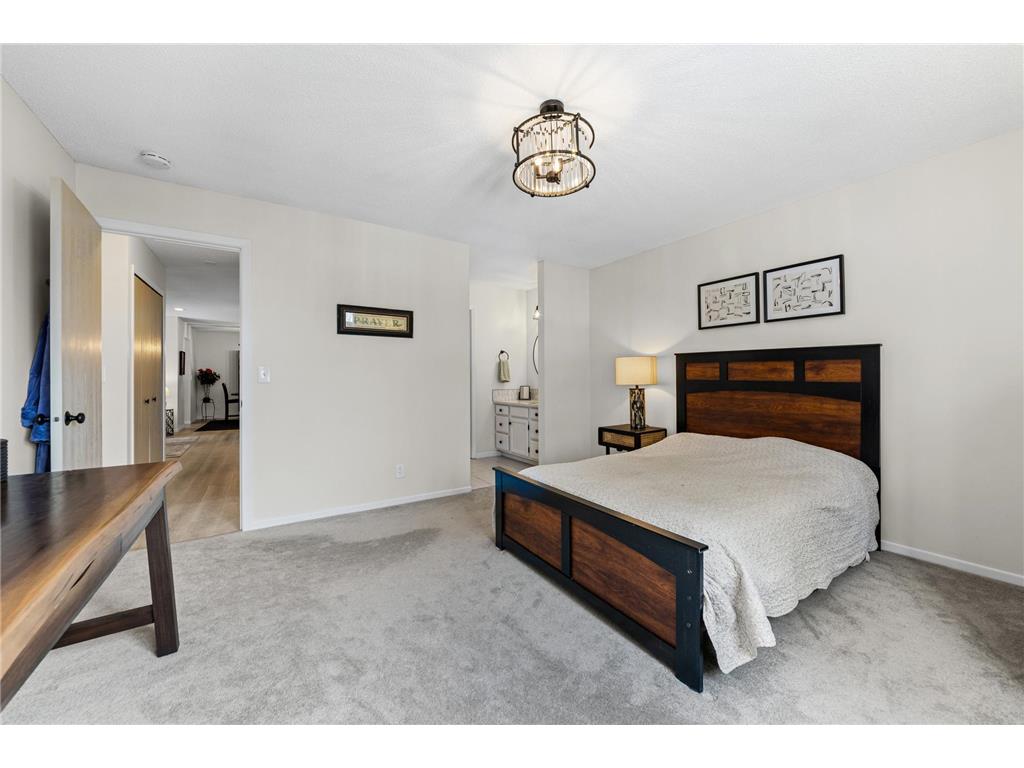 10746 Toledo Court Bloomington MN 55437 7027907 image19