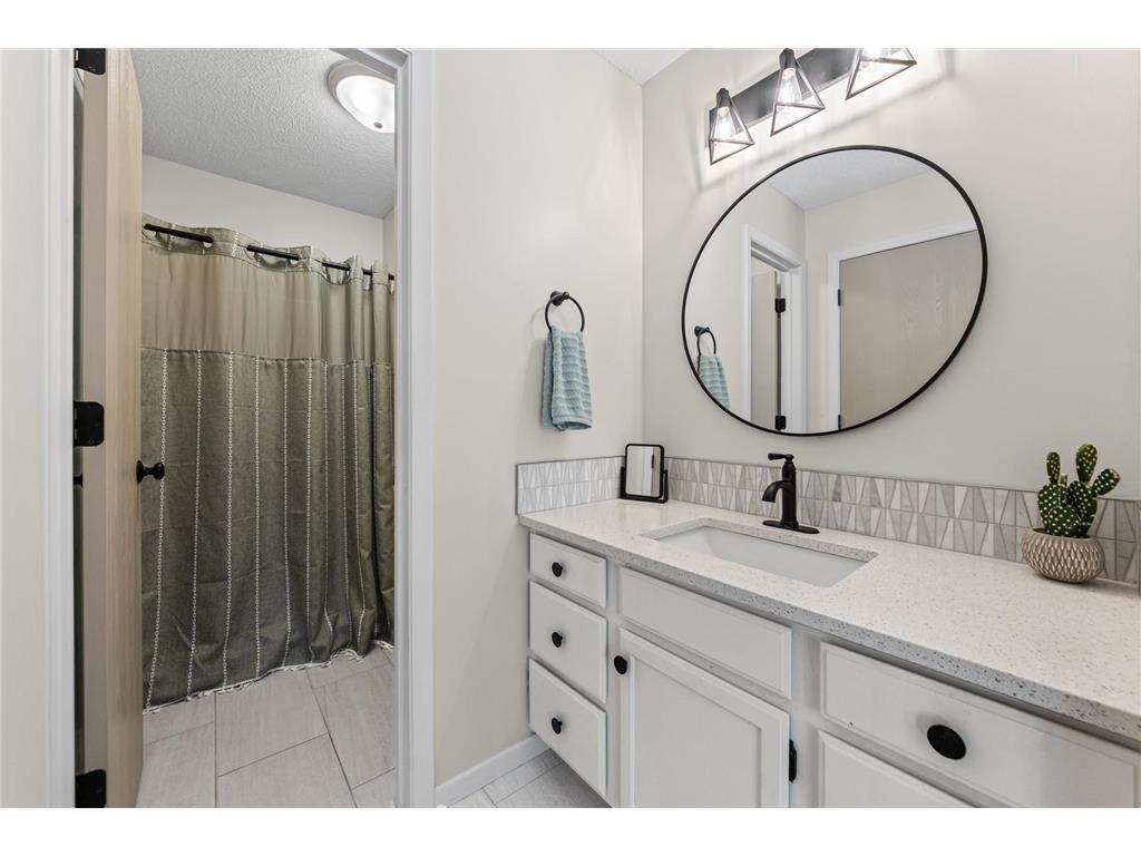 10746 Toledo Court Bloomington MN 55437 7027907 image22