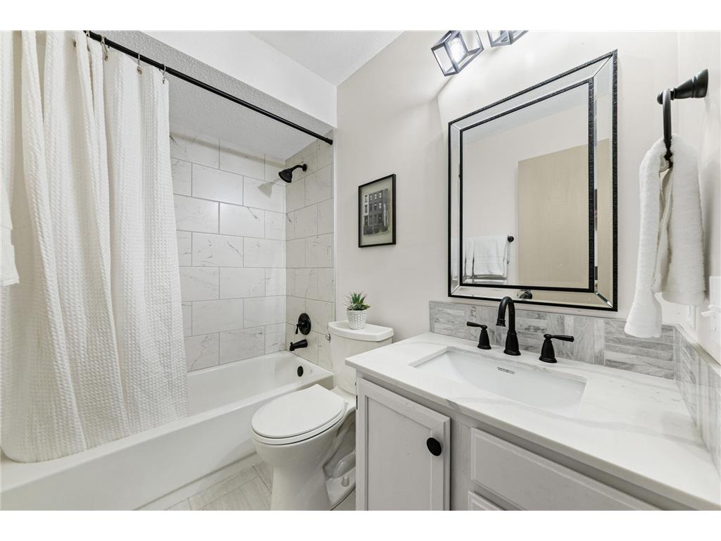 10746 Toledo Court Bloomington MN 55437 7027907 image27
