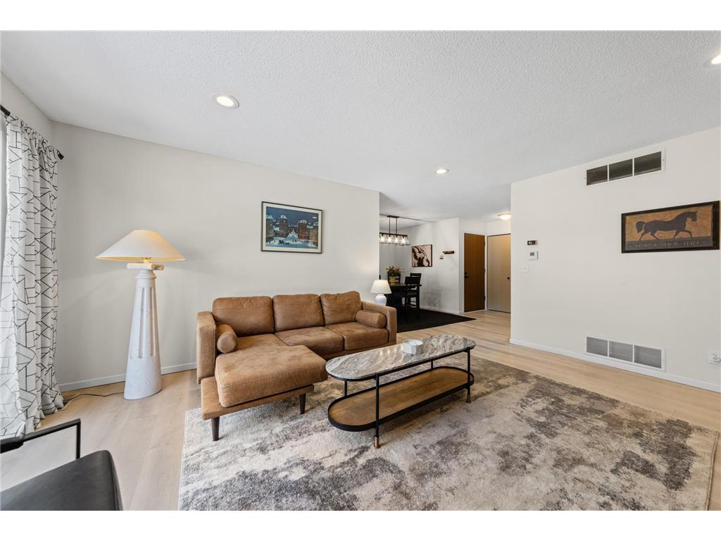10746 Toledo Court Bloomington MN 55437 7027907 image7