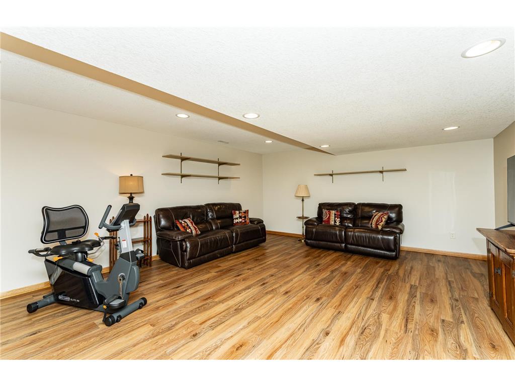 1075 23rd Avenue SW Rochester MN 55902 7021172 image29